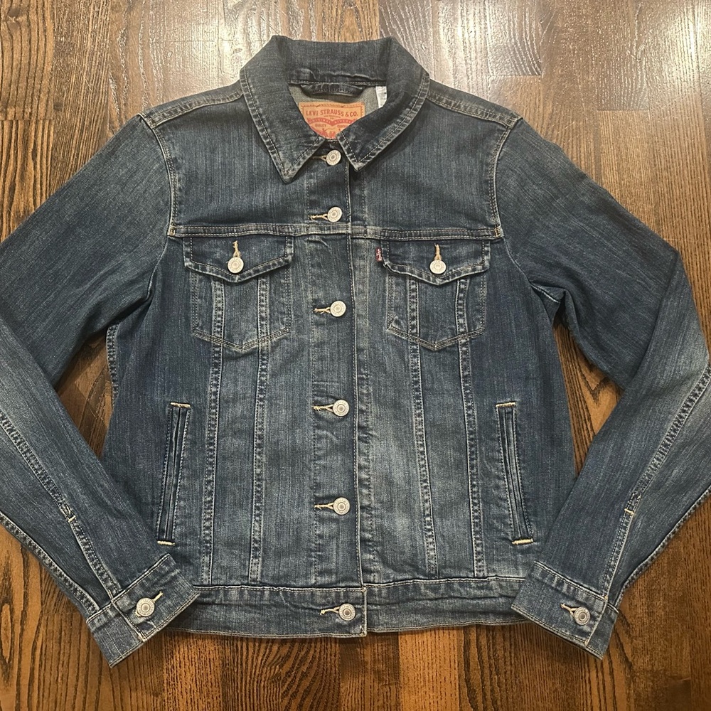 Women’s Levi's Dark Blue Denim Jean Jacket